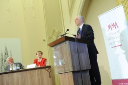 Balog Zoltán: a Pesti Vigadó a művészetek templomává vált